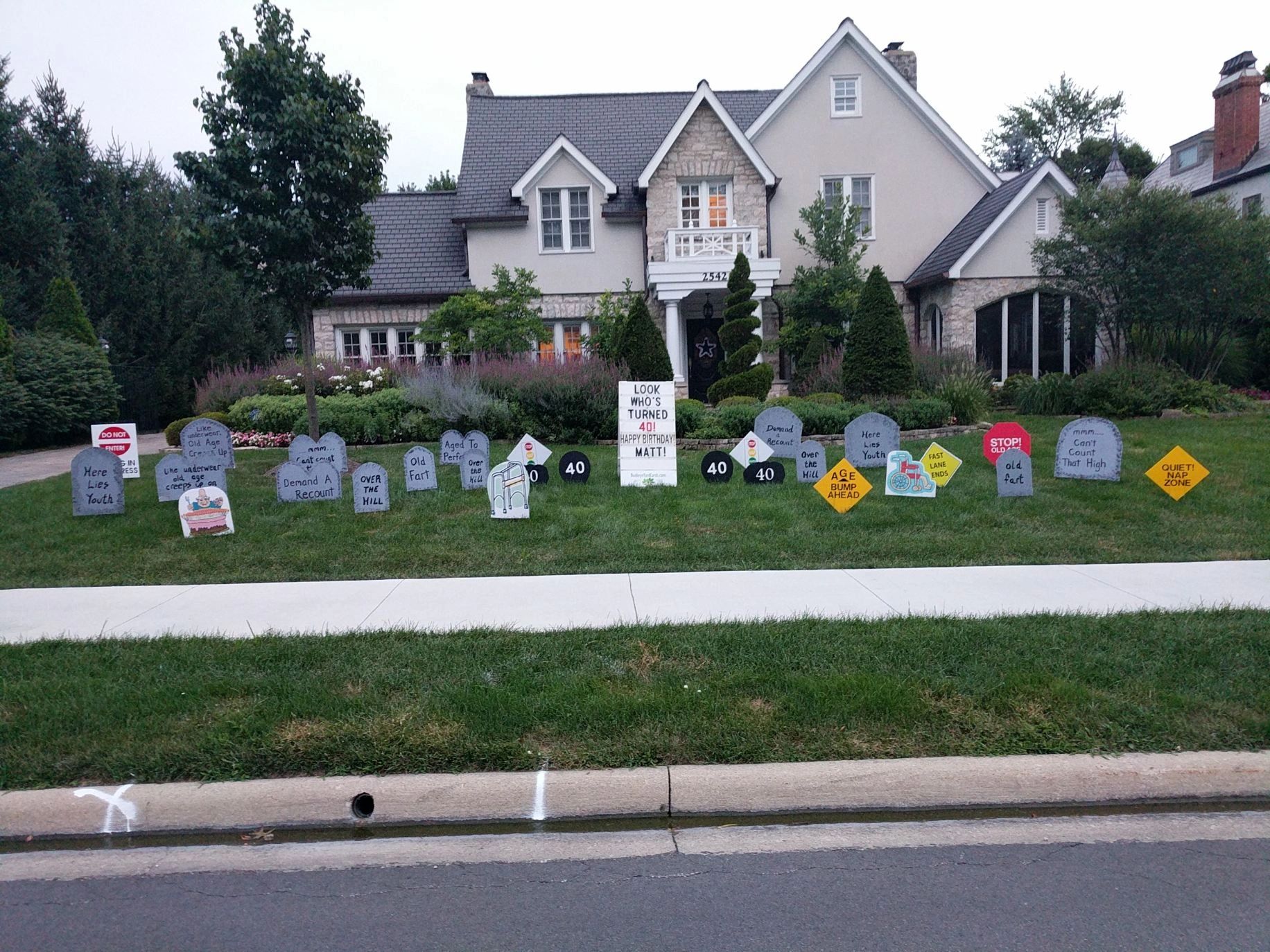 Over the hill 40th birthday tombstone yard signs
